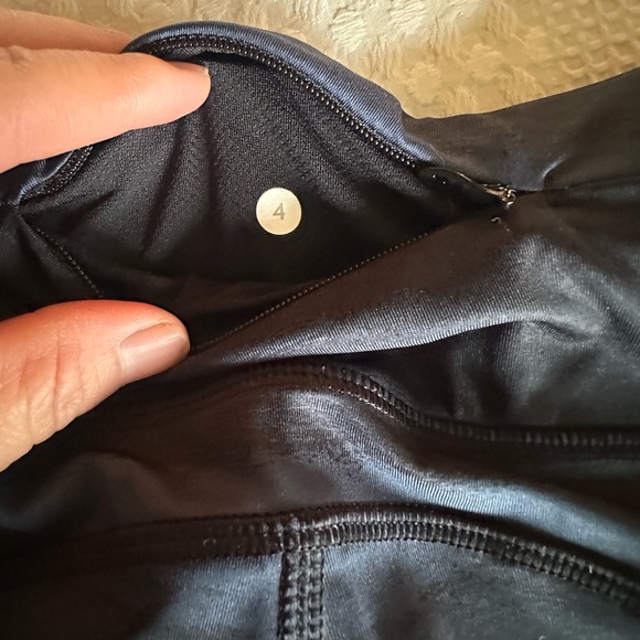 lululemon and gymshark Leggings - Picture 4 of 13